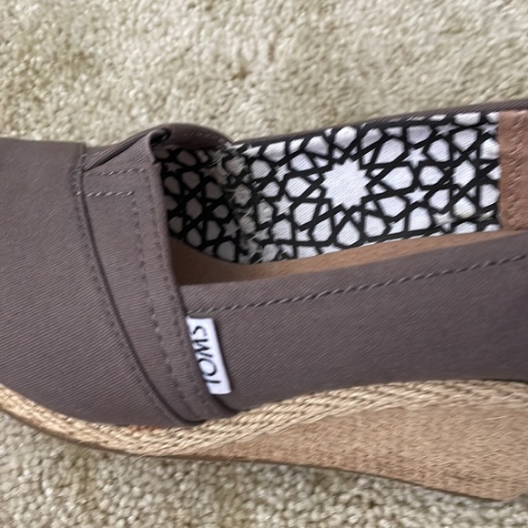 TOMS wedges brown peep toe canvas - Picture 6 of 8